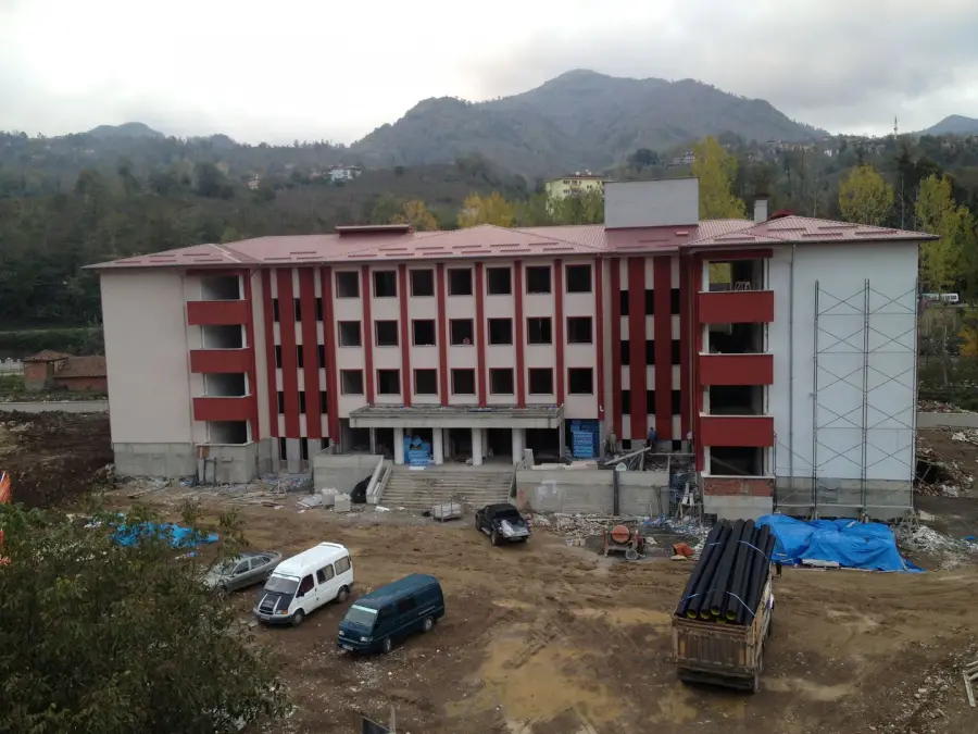 Çatalpınar 24 Derslik Lise